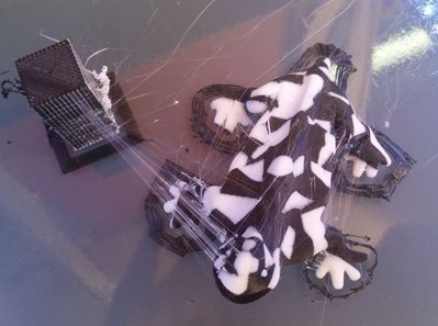 Oozing with shipped PLA. Terrible !!!
