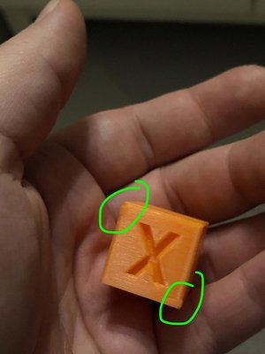 Here you can see the issue on some corners, but only on corners, the rest of the edge is perfectly aligned with the ones on top and below.