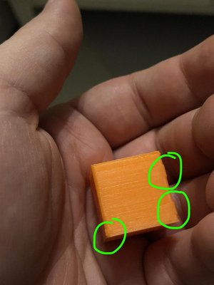 Clearly visible here, the rest of the edge is fine, this only happens in the corners.